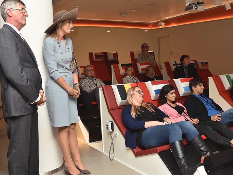 Koningin Máxima opent Bezoekerscentrum De Nederlandsche Bank