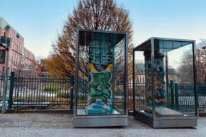Berlijnse Muur vitrines