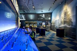 a421-navy-games_06_original