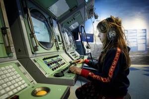 a421-navy-games_12_original